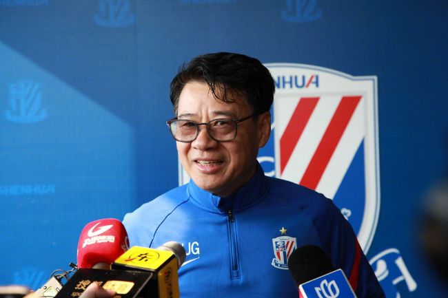 这段时间并不容易，不过我很确定他知道下一步该做什么，他不需要我的建议或者是鼓励，他有足够的经验来度过这段时间。